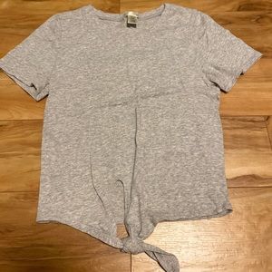 Gray Front Knot Cropped T Shirt
